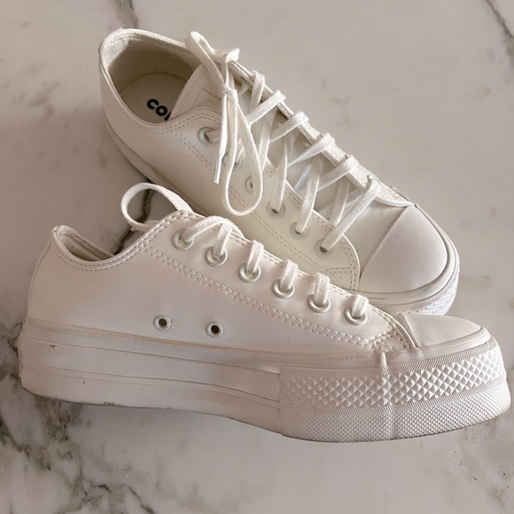 Converse Shoes - Platform leather converse